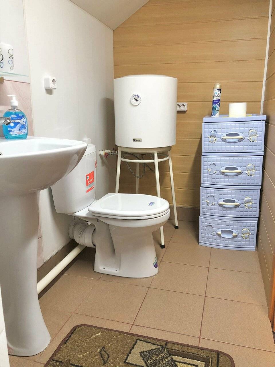 Фотографии номера Семейный номер с террасой в Гостинице Домик у моря Анапа