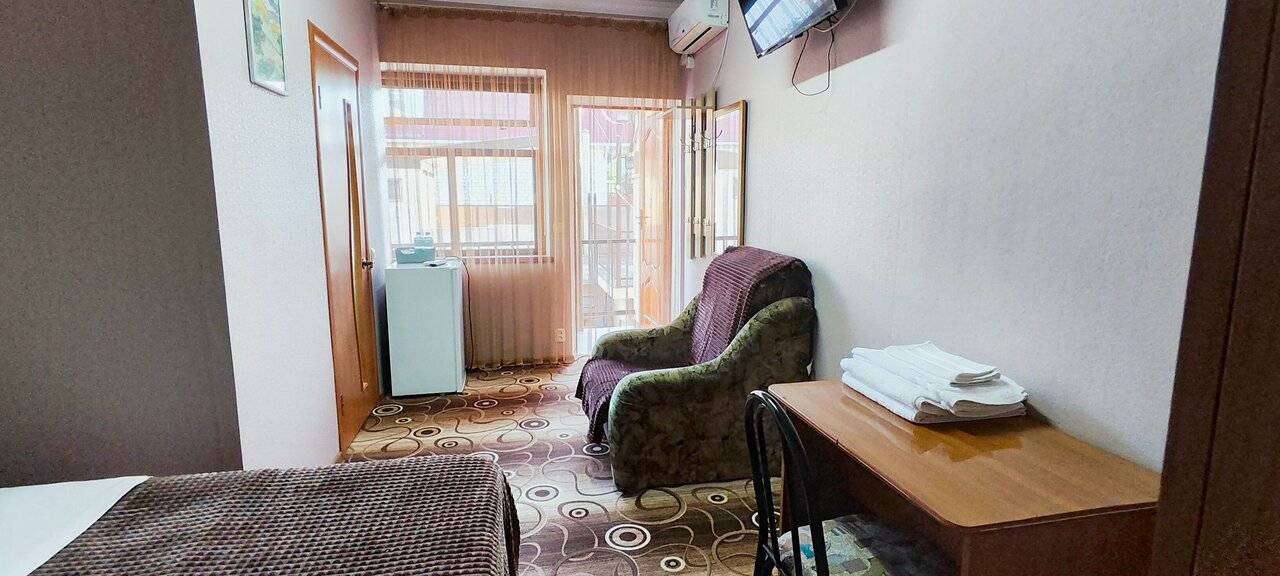 Фотографии номера Двухместный номер с 1 кроватью в Гостинице Домик у моря Анапа