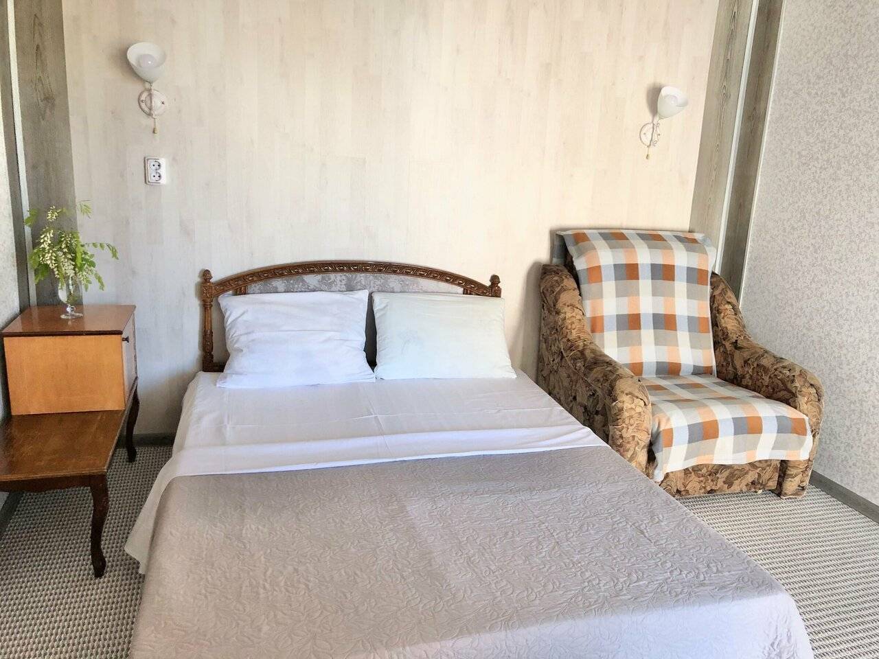 Фотографии номера Бюджетный трехместный номер в Гостинице Домик у моря Анапа