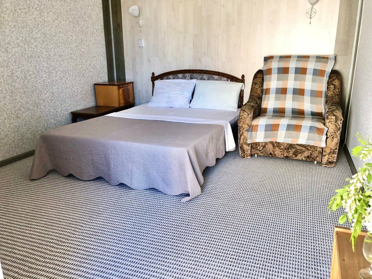 Фотографии номера Бюджетный трехместный номер в Гостинице Домик у моря Анапа