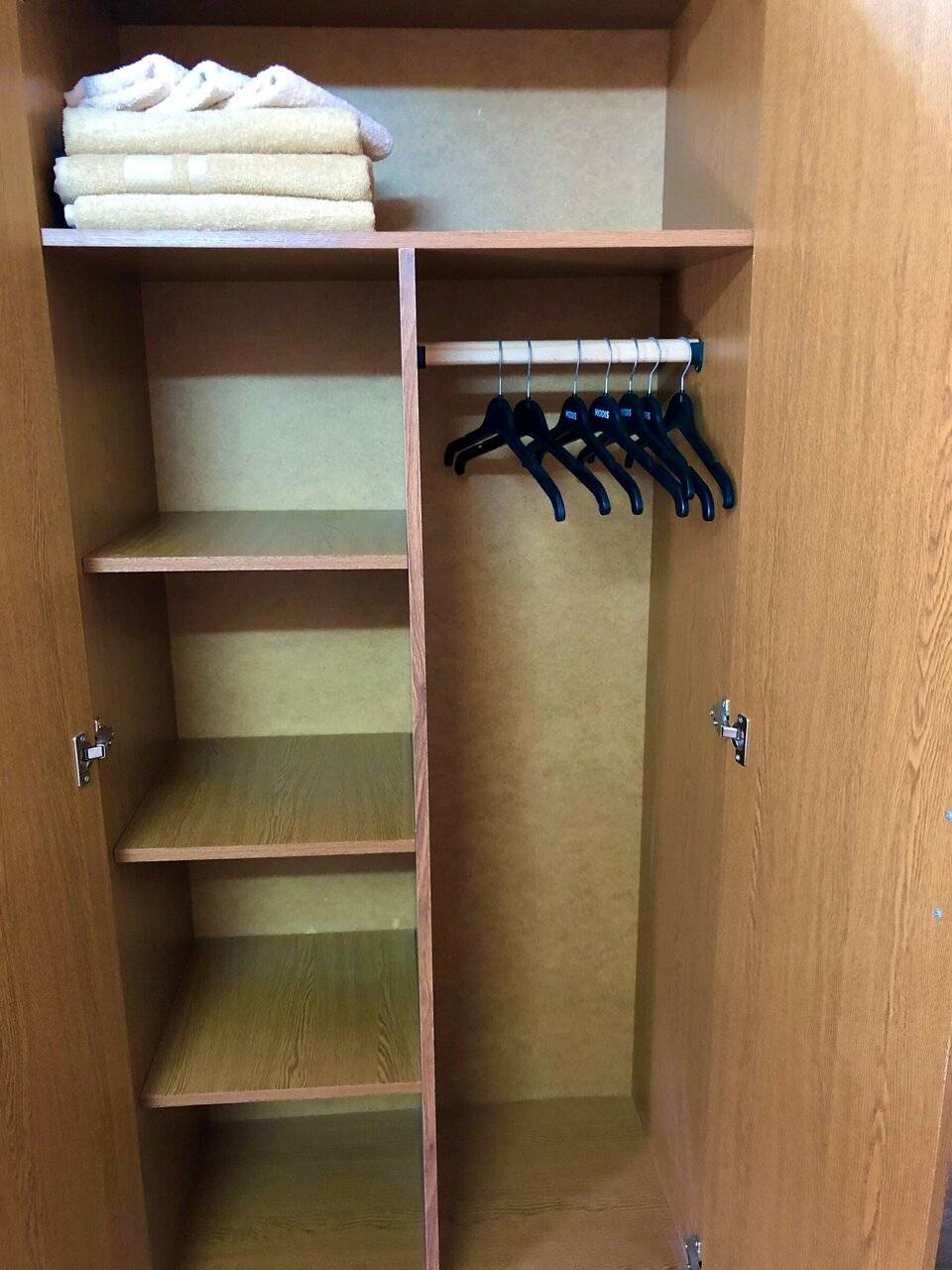 Фотографии номера Стандартный трехместный номер в Гостинице Домик у моря Анапа