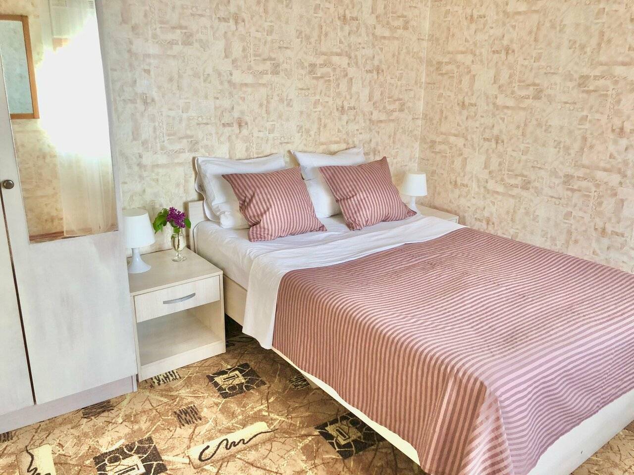 Фотографии номера Двухместный номер эконом-класса с 1 кроватью в Гостинице Домик у моря Анапа