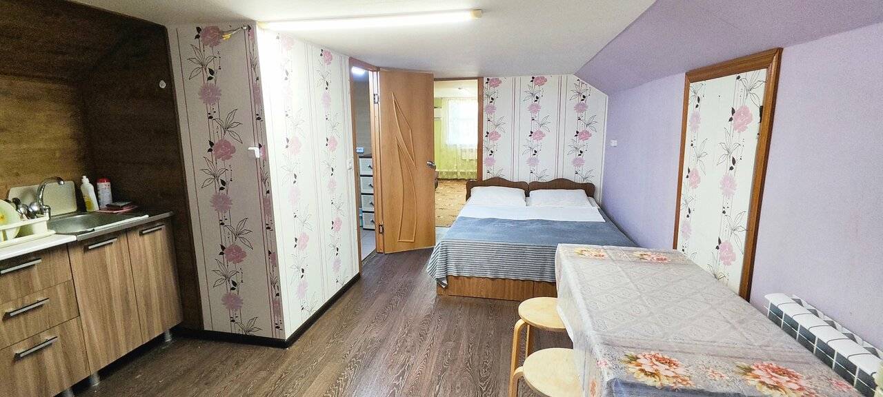 Фотографии номера Семейный номер с террасой в Гостинице Домик у моря Анапа