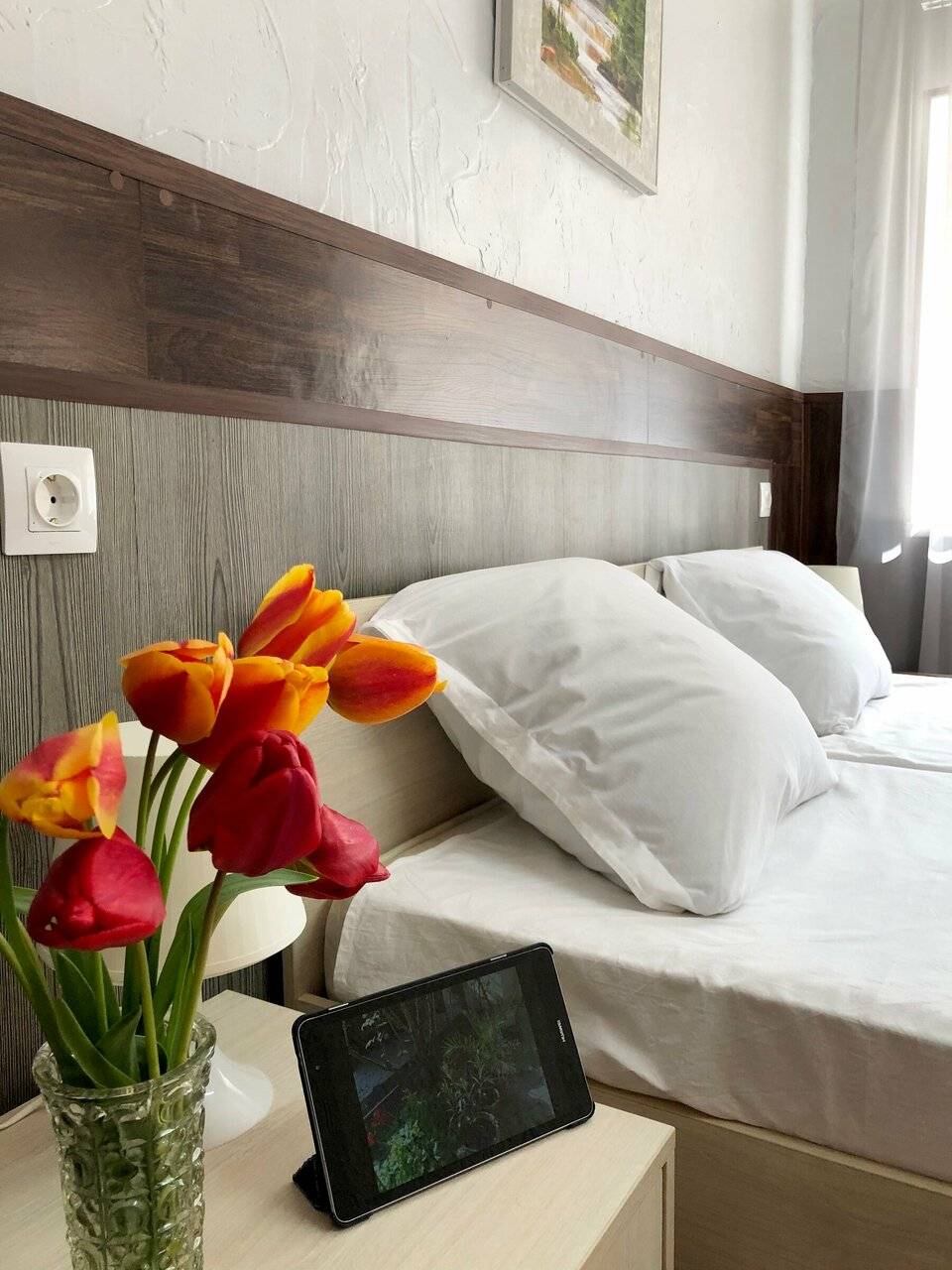 Фотографии номера Трехместный номер с собственной ванной комнатой в Гостинице Домик у моря Анапа