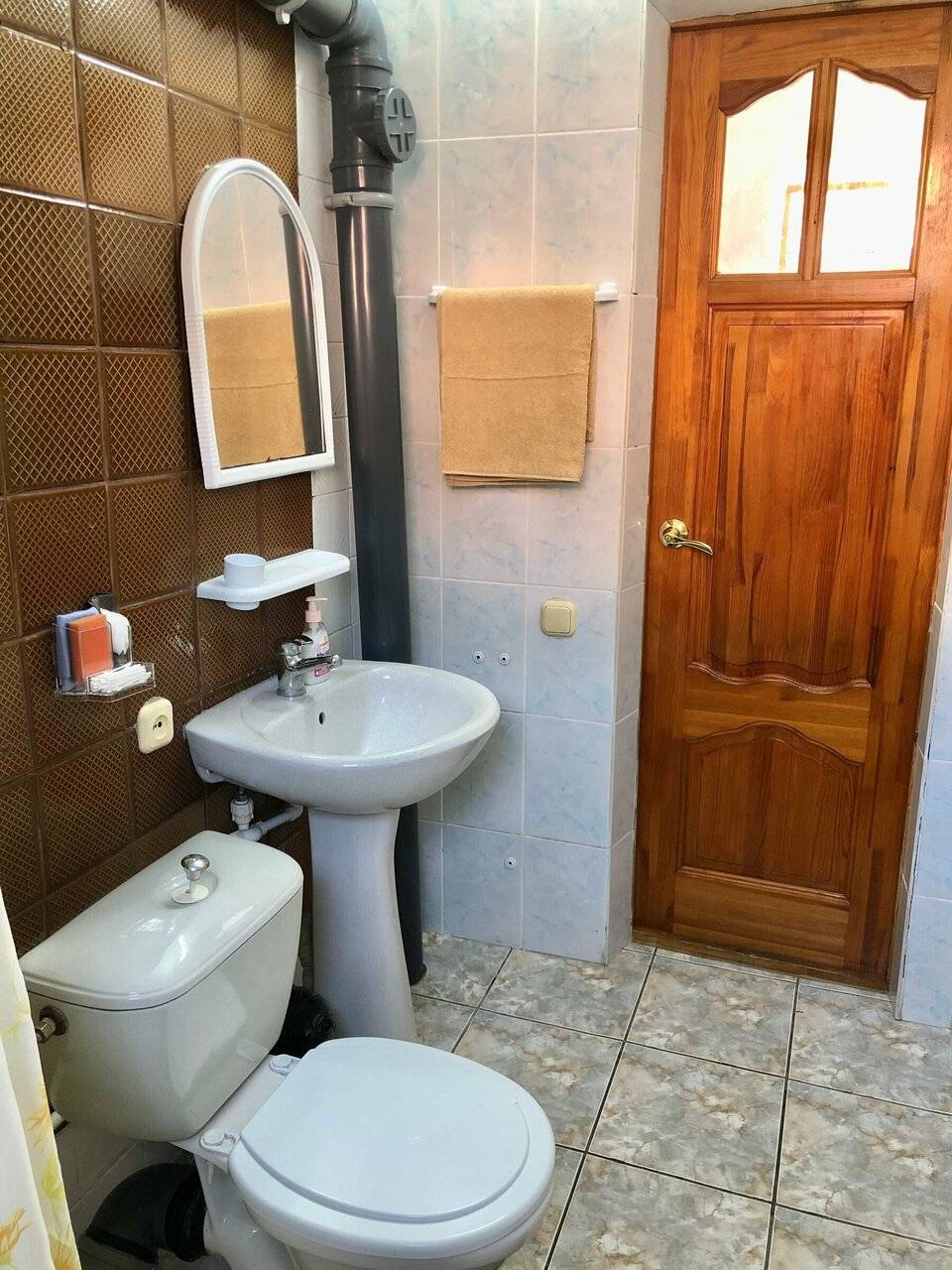 Фотографии номера Стандартный четырехместный номер в Гостинице Домик у моря Анапа