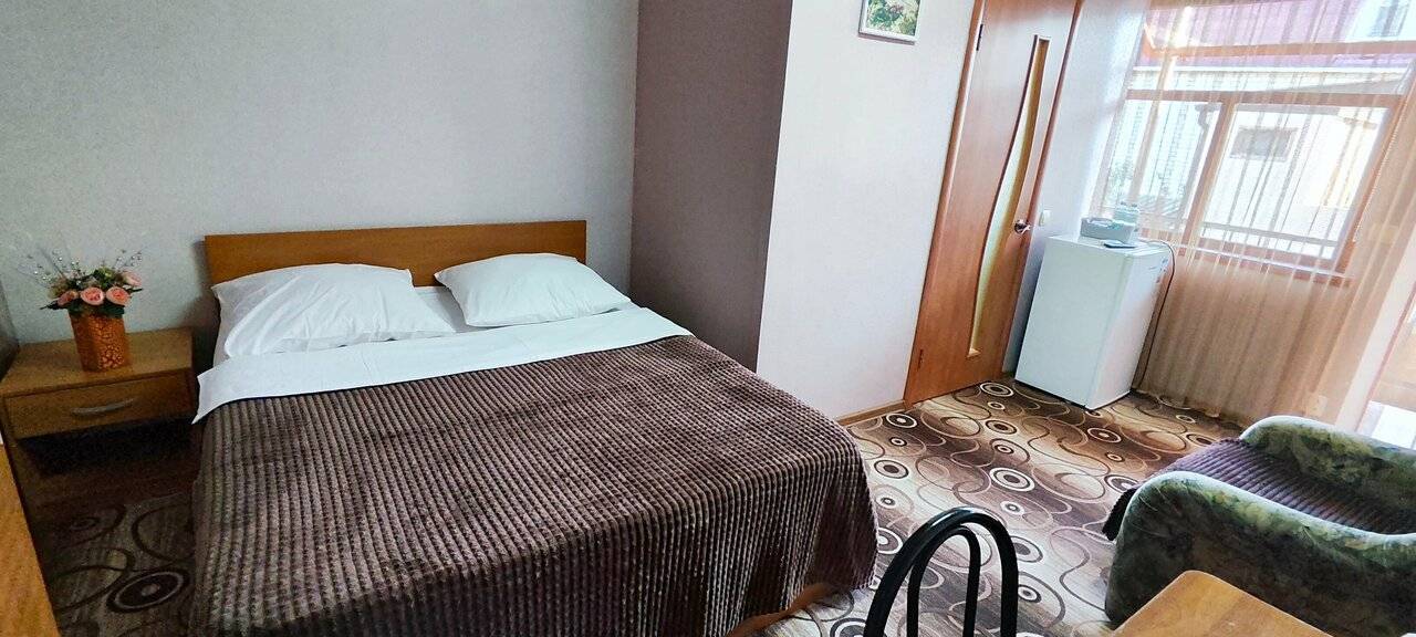 Фотографии номера Двухместный номер с 1 кроватью в Гостинице Домик у моря Анапа