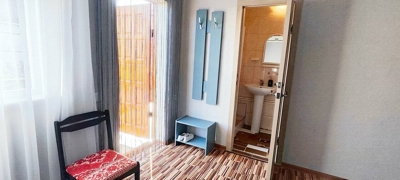 Фотографии номера Трехместный номер в Гостинице Домик у моря Анапа